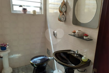 Sobrado à venda com 3 quartos, sendo 2 suítes, em Vila Anglo Brasileira, São Paulo, SP