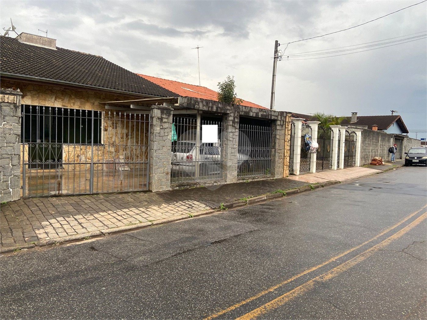 Casa à venda com 4 quartos, sendo 1 suíte, em Jardim Rincão, Arujá, SP