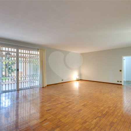 Casa à venda com 3 suítes em Alto da Boa Vista, São Paulo, SP