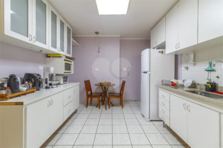 Apartamento à venda com 3 quartos, sendo 1 suíte,  em Sumarezinho, São Paulo, SP