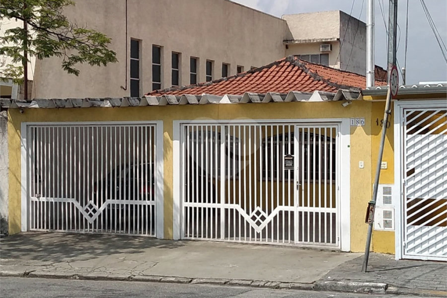 Casa Térrea à venda com 4 quartos, sendo 1 suíte, em Vila Medeiros, São Paulo, SP