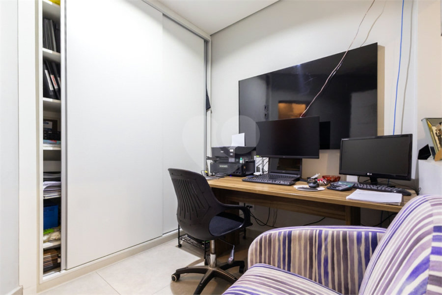 Casa à venda com 4 suítes no condomínio Villa Castanheira, São Paulo - SP