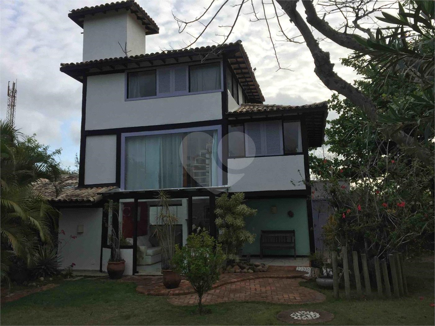 Casa à venda ou para alugar com 3 suítes em Marina, Armação dos Búzios, RJ