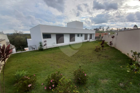 Casa à venda com 4 suítes em Paineiras, Itupeva, SP