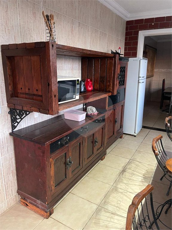 Chácara à venda com 7 quartos, sendo 4 suítes, no Centro, Araçoiaba da Serra, SP