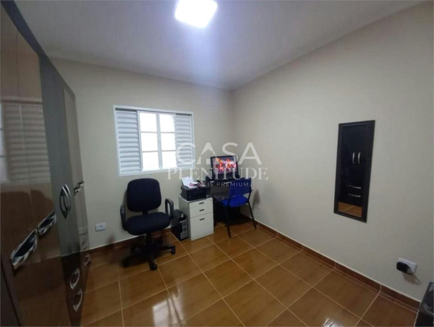 Sobrado à venda com 3 quartos, sendo 1 suíte, em Jardim Abaeté, Sorocaba, SP