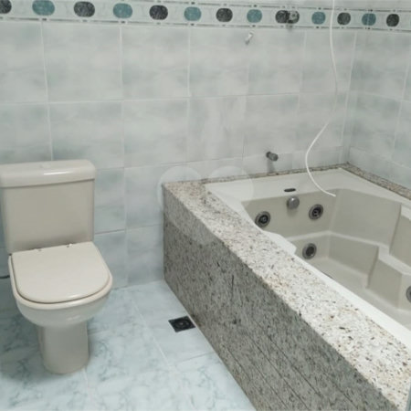 Sobrado à venda com 2 quartos, sendo 1 suíte, em Parque das Rosas, Itu, SP