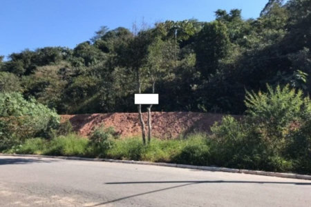 Terreno à venda no condomínio Parque Saint Arthur, São Paulo - SP