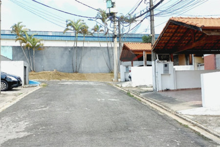 Casa à venda com 2 quartos em Vila Ursulina, Itaquaquecetuba, SP