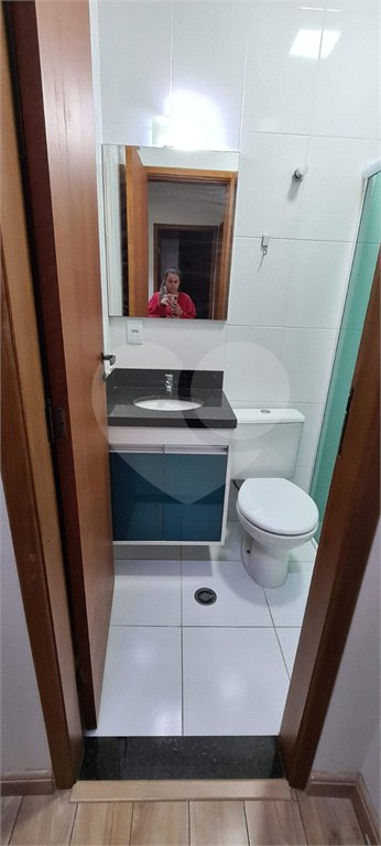 Casa à venda com 3 quartos, sendo 1 suíte, no condomínio Alvorada Parque Vitória, São Paulo - SP