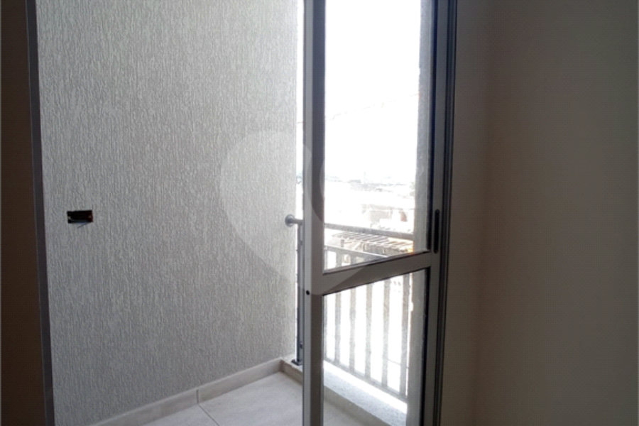 Casa à venda com 1 quarto no condomínio Regina, São Paulo - SP