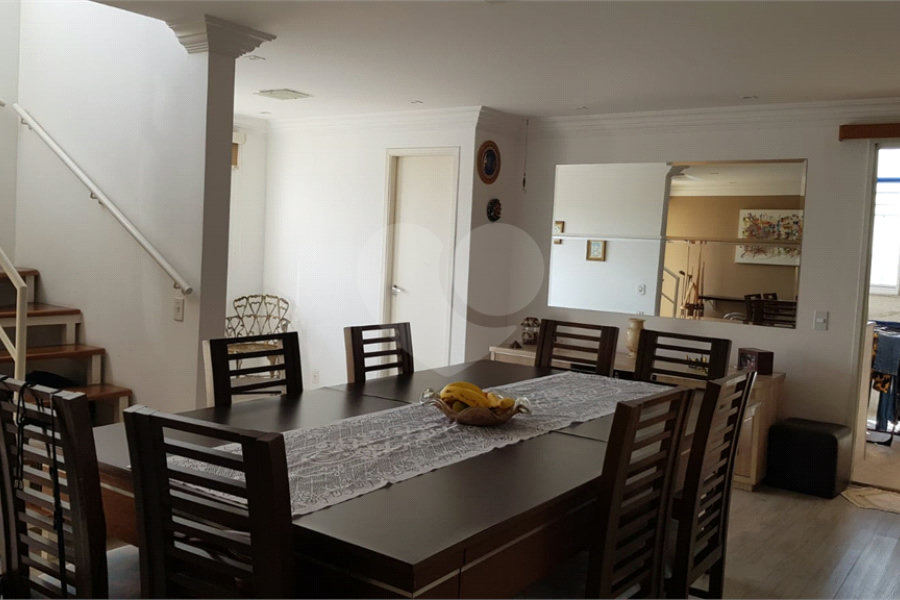 Cobertura Duplex à venda de 03 Quartos 1 suíte e 2 vagas Piscina Aquecida no terraço na Vila Zelina