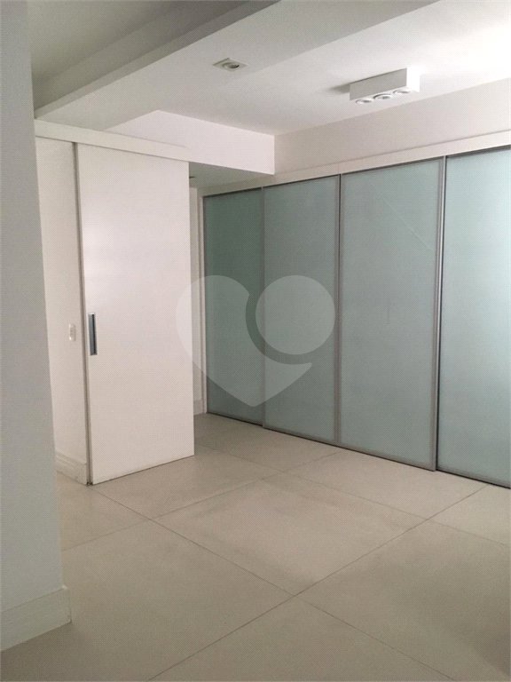 Apartamento à venda com 2 suítes em Vila Pereira Barreto, São Paulo, SP