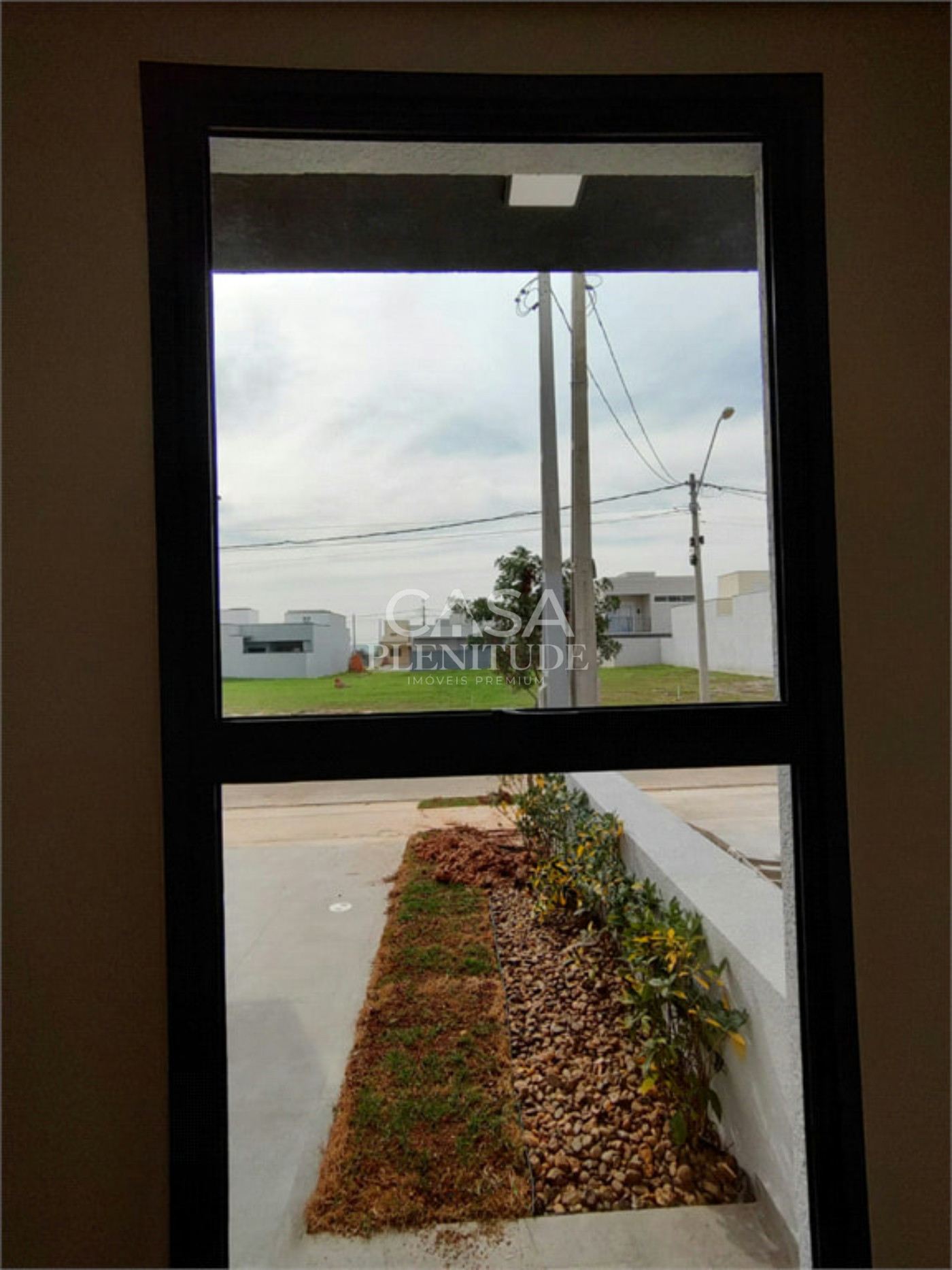 Casa em condomínio à venda com 3 quartos, sendo 1 suíte,  em Horto Florestal, Sorocaba, SP