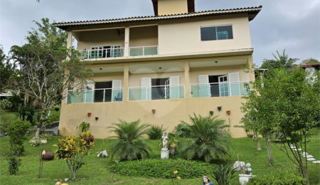 Casa à venda com 3 quartos, sendo 1 suíte,  no condomínio Clube de Campo Fazenda Tabarã, Mairiporã - SP