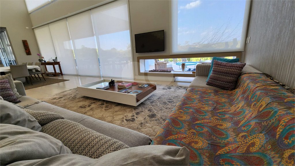 Casa à venda com 4 suítes no condomínio Village Ipanema 1, Araçoiaba da Serra - SP