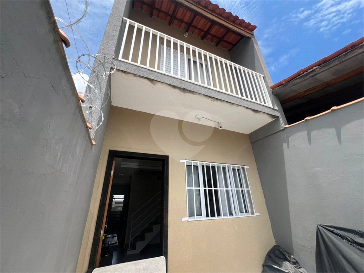 Casa à venda com 2 quartos, sendo 1 suíte, em Vila Barão, Sorocaba, SP
