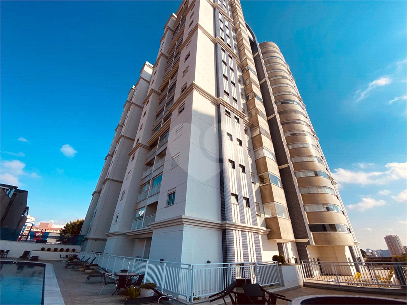 Apartamento à venda com 3 suítes em Vila Floresta, Santo André, SP