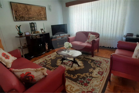 Sobrado à venda com 3 quartos, sendo 1 suíte,  no Centro, São Bernardo do Campo, SP
