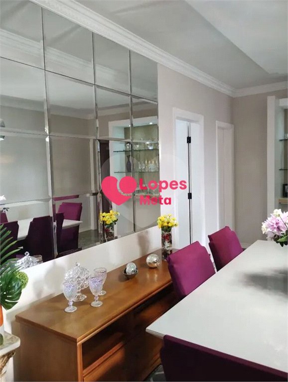 Apartamento à venda com 4 quartos, sendo 1 suíte,  em Parque Residencial Aquarius, São José dos Campos, SP
