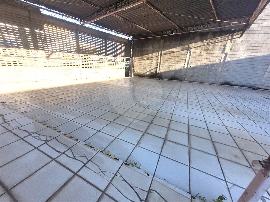 Terreno para alugar em Ayrosa, Osasco, SP