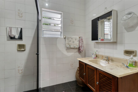Casa à venda com 3 quartos, sendo 1 suíte, em Vila Cruzeiro, São Paulo, SP