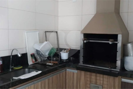 Casa à venda com 3 quartos, sendo 1 suíte, em Santa Cândida, Vinhedo, SP
