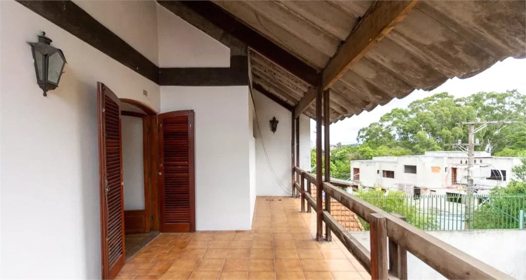 Casa à venda com 4 quartos, sendo 1 suíte,  em Vila Tiradentes, São Paulo, SP