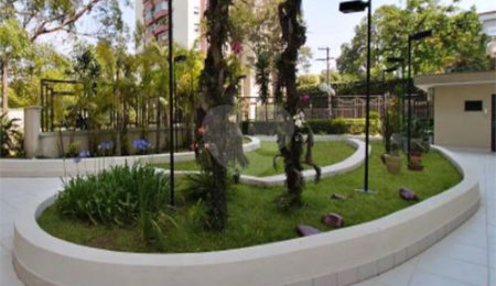 Apartamento à venda com 4 quartos, sendo 2 suítes,  em Morumbi, São Paulo, SP