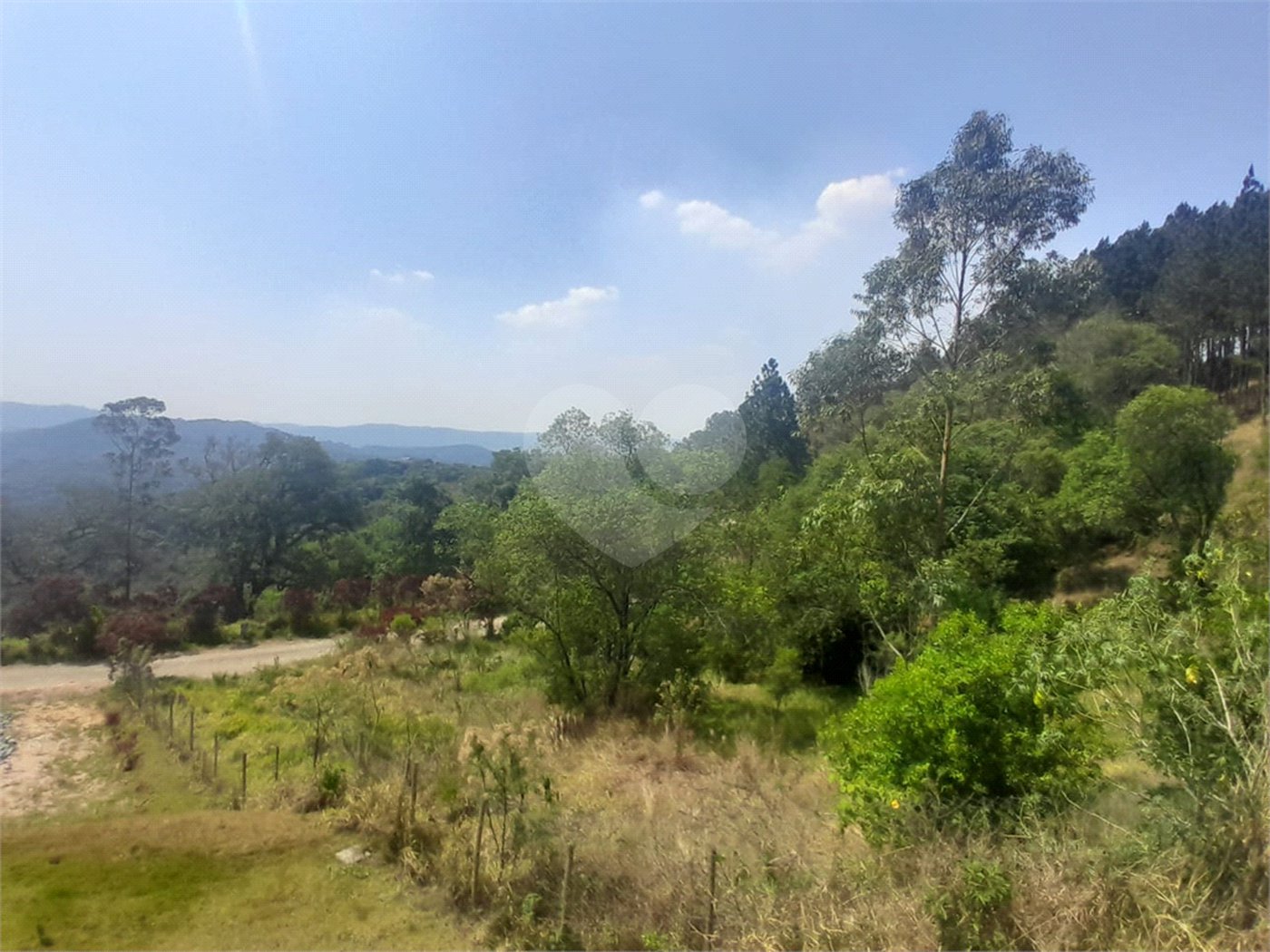 Terreno à venda no condomínio Aútria da Cantareira, Mairiporã - SP