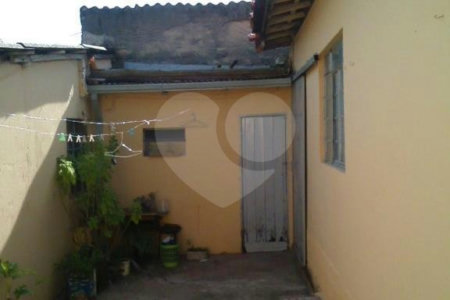 Prédio à venda com 1 quarto em Vila Haro, Sorocaba, SP