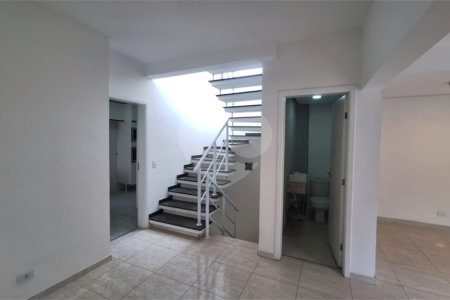 Casa à venda com 2 quartos, sendo 1 suíte, no condomínio Firenze, Sorocaba - SP