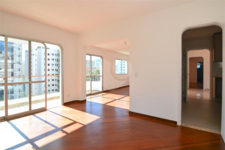 Apartamento à venda com 4 quartos, sendo 2 suítes,  em Brooklin Paulista, São Paulo, SP