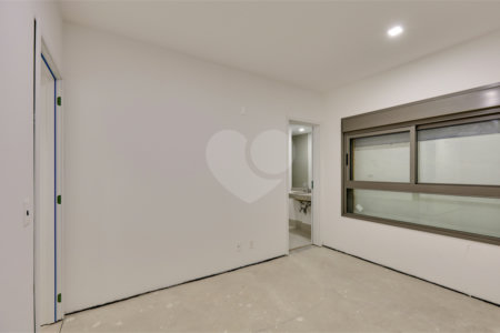 Apartamento à venda com 4 suítes em Campo Belo, São Paulo, SP