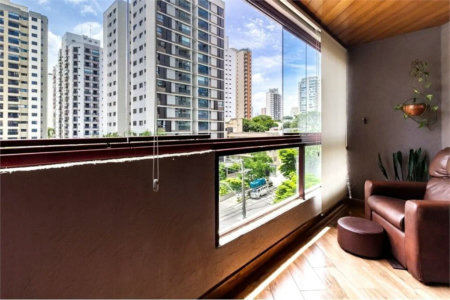 Apartamento à venda com 3 quartos, sendo 1 suíte, em Vila Hamburguesa, São Paulo, SP