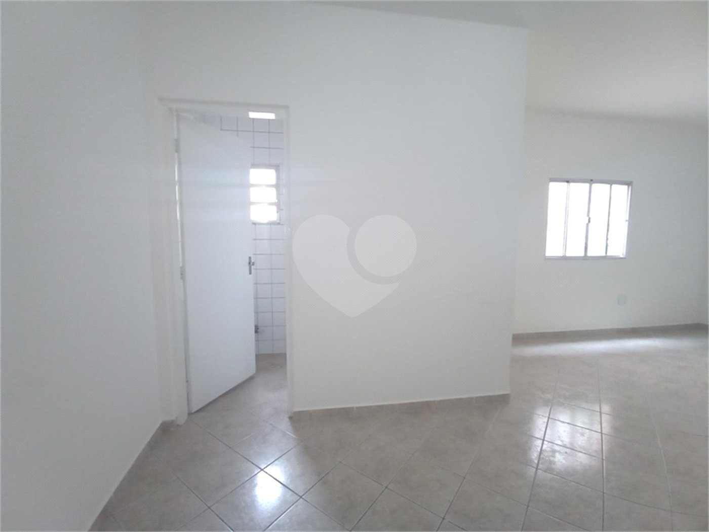 Prédio à venda com 2 quartos, sendo 1 suíte, em Jardim Brasil (zona Norte), São Paulo, SP