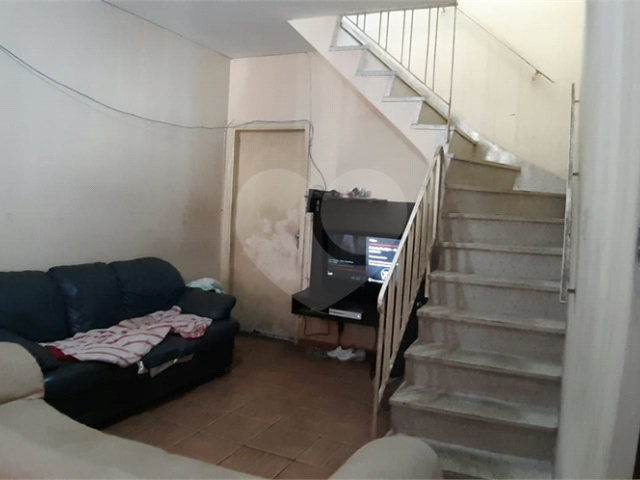 Sobrado à venda com 2 quartos em Santana, São Paulo, SP