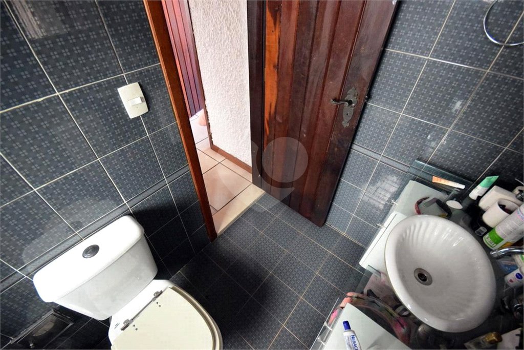 Casa à venda com 5 quartos, sendo 1 suíte, no condomínio Vivendas, Rio de Janeiro - RJ