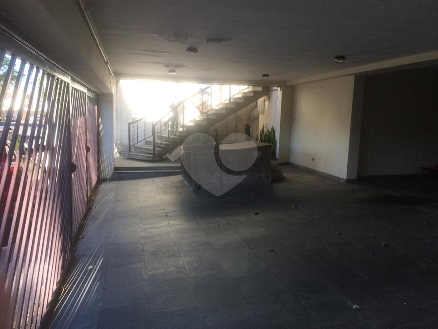 Sobrado à venda com 4 quartos, sendo 3 suítes, em Tremembé, São Paulo, SP