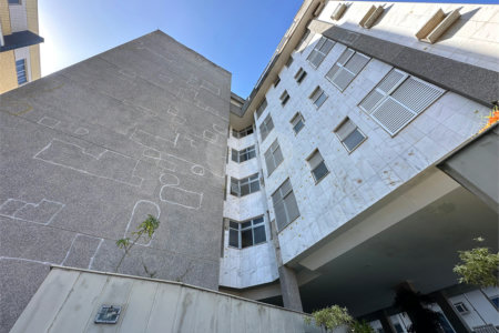 Cobertura à venda com 4 quartos, sendo 2 suítes,  em Braga, Cabo Frio, RJ