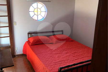 Chácara à venda com 4 quartos, sendo 1 suíte,  em Parque Residencial Atibaia, Atibaia, SP