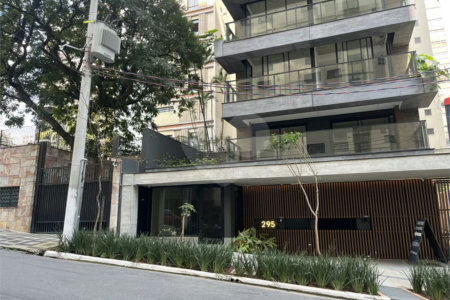 Apartamento à venda com 2 suítes em Cerqueira César, São Paulo, SP