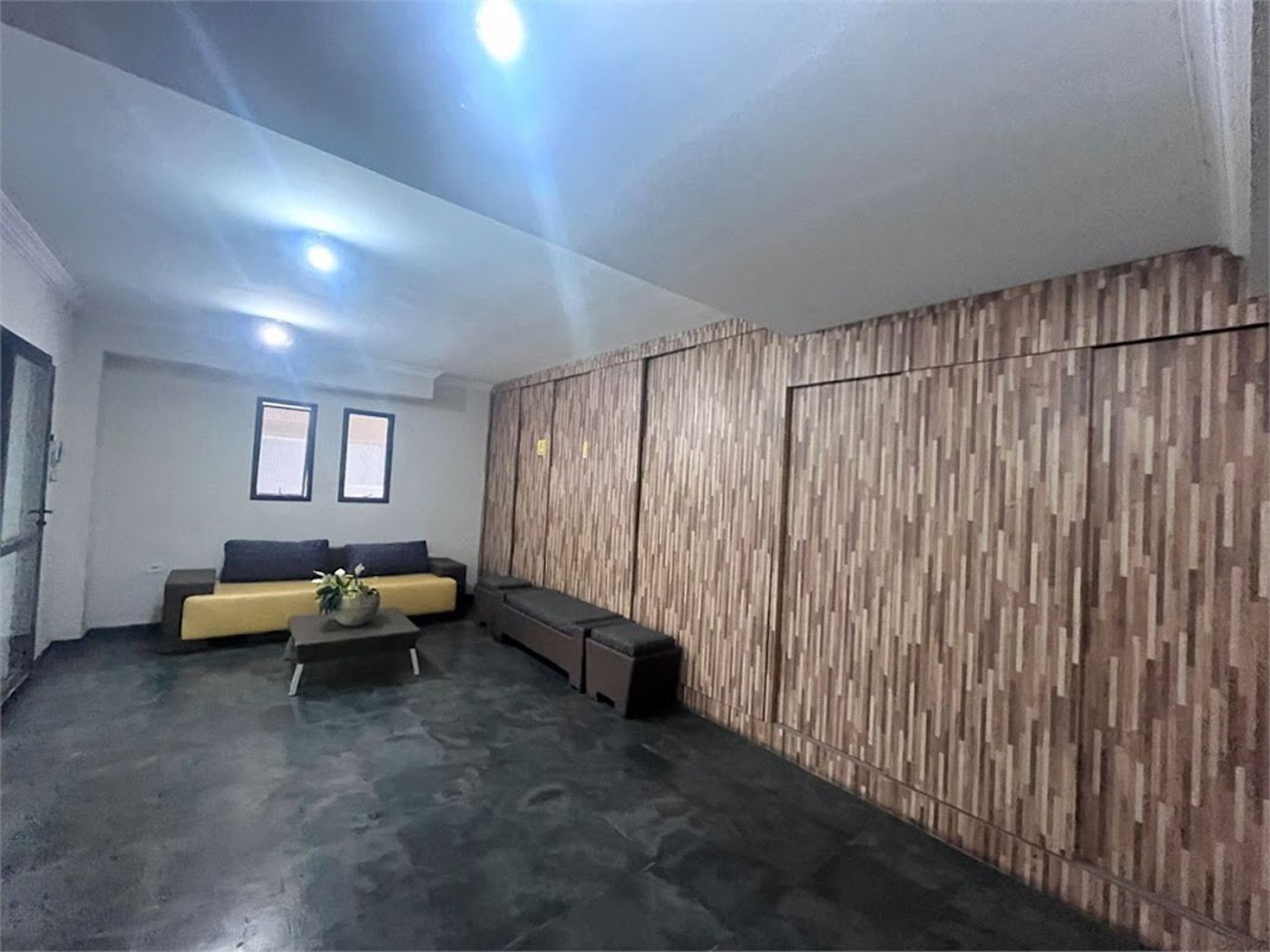 Apartamento com 2 dormitórios à venda, 60 m² por R$ 330.000,00 - Jardim São Miguel - Guarujá/SP