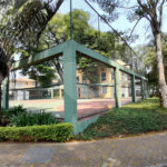 Casa à venda com 3 suítes em Bosque do Vianna, Cotia, SP