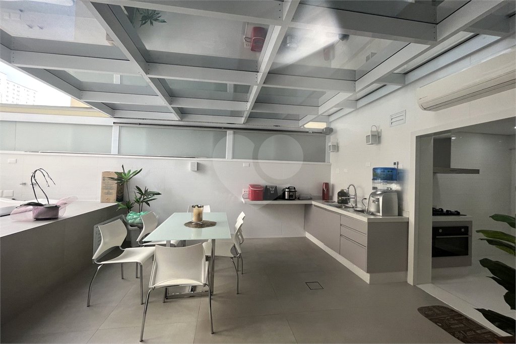 Apartamento à venda com 2 suítes em Barra Funda, São Paulo, SP