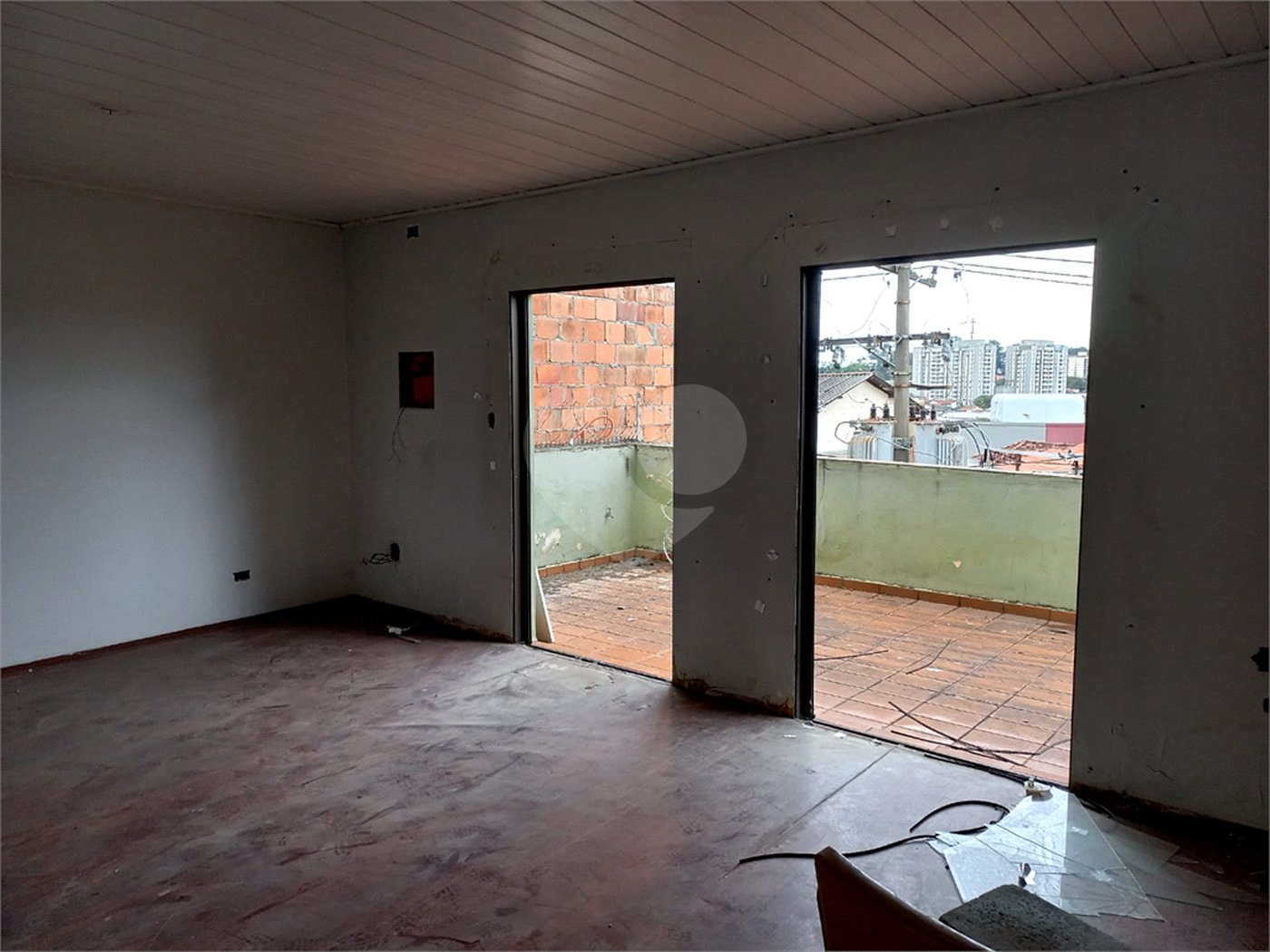 Sobrado à venda com 3 quartos, sendo 1 suíte, em Vila Lageado, São Paulo, SP