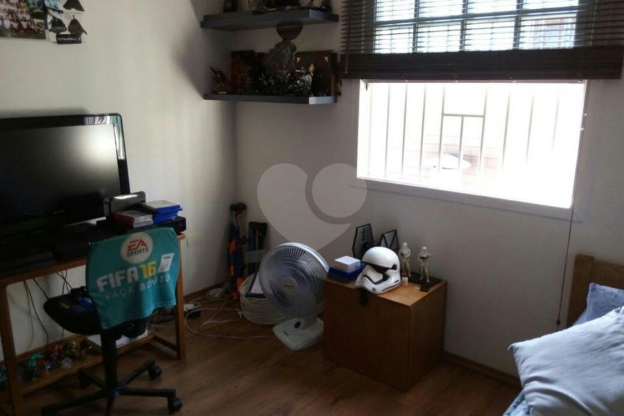 Sobrado à venda com 3 quartos, sendo 1 suíte, em Horto Florestal, São Paulo, SP