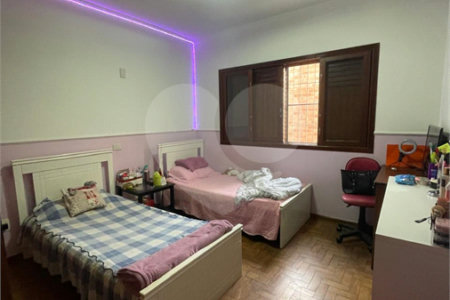 Casa Térrea à venda com 3 quartos, sendo 1 suíte, em Vila Zelina, São Paulo, SP