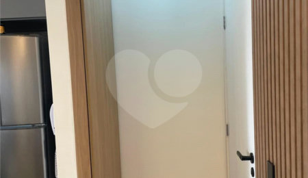 Apartamento à venda com 2 quartos, sendo 1 suíte,  em Parada Inglesa, São Paulo, SP