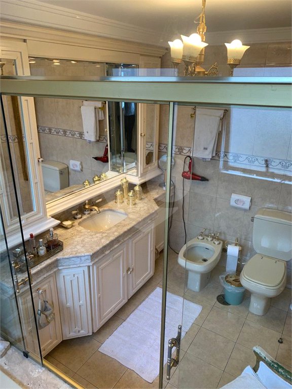 Apartamento à venda com 3 suítes em Vila Suzana, São Paulo, SP
